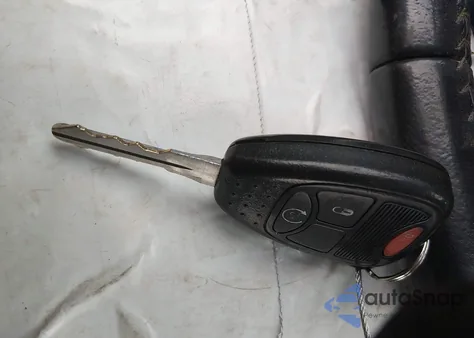 2008 Jeep Wrangler Sahara z USA, uszkodzony, nr VIN 1J4FA54158L615977